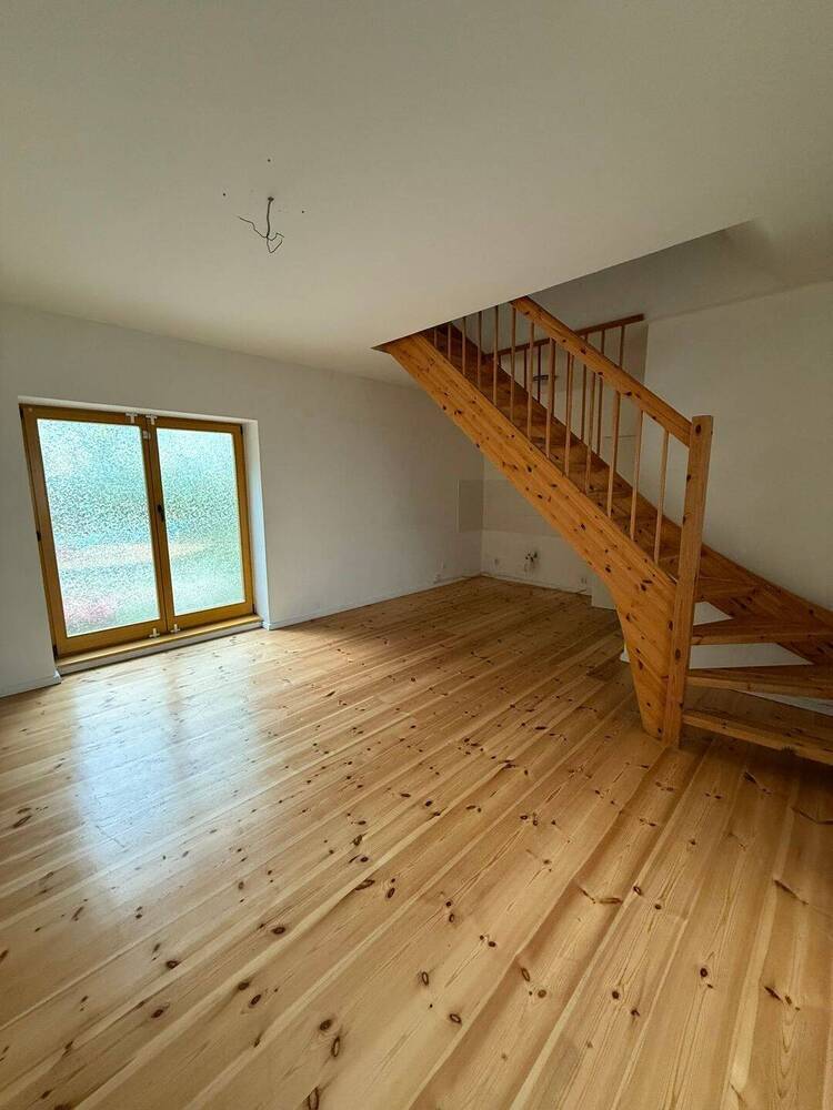 2-Zimmer-Wohnung in eigener Remise