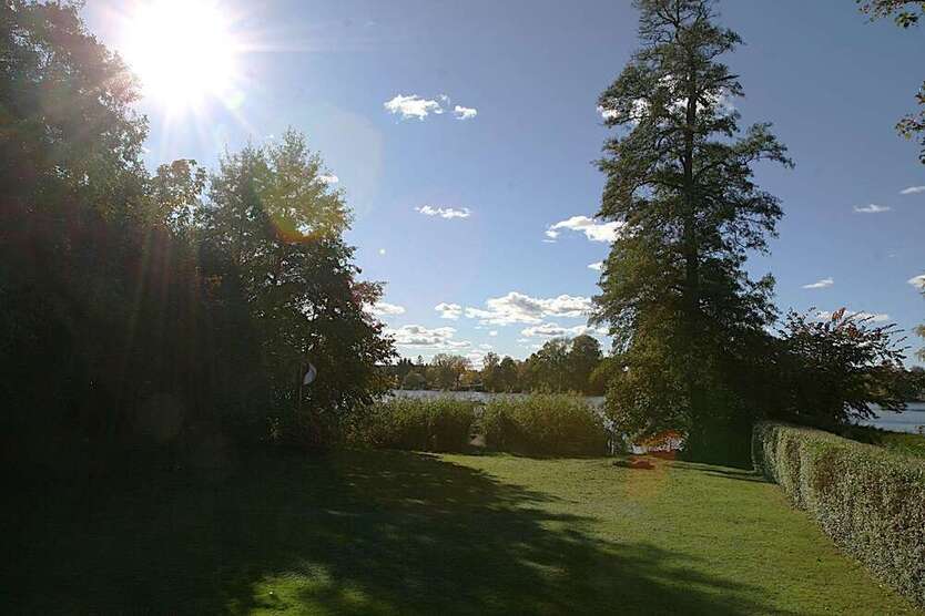 Wohnung zum Mieten in Königs Wusterhausen, OT Zernsdorf 1.950 € 150 m² 5 zimmer