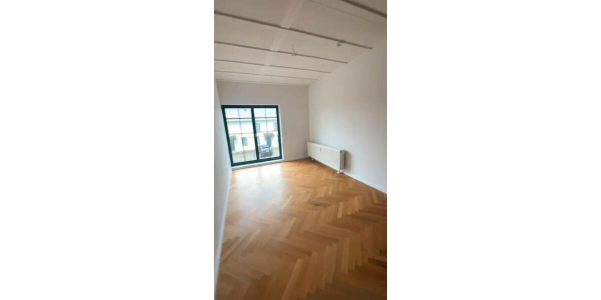 Etagenwohnung Ahrensfelde - 4 Zimmer, 105 m&sup2;, 1.400&euro; | Angebot:24568749