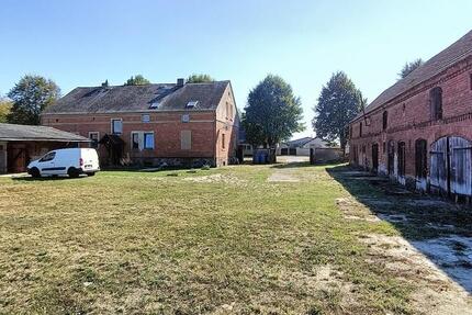 Haus Berlin Spandau - 5 Zimmer, 255 m&sup2;, 400.000&euro; | Angebot:25634153