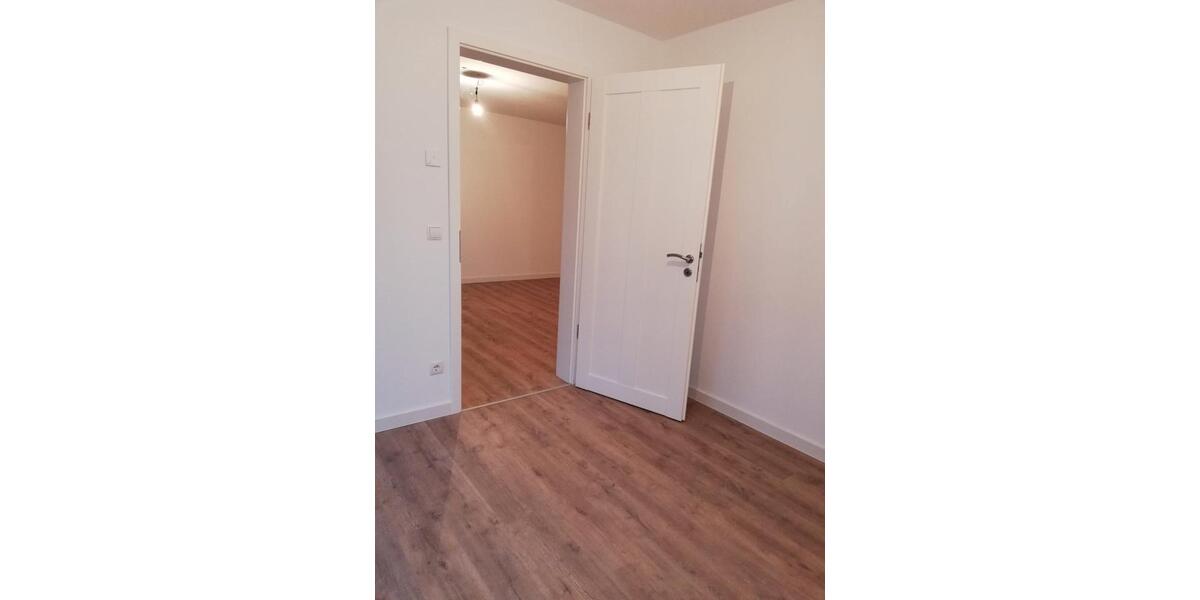 Hochparterre Falkensee - 2 Zimmer, 75 m&sup2;, 950&euro; | Angebot:26443020