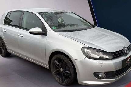 VW Golf 111.000 km 8.999 &euro; Berlin 12439