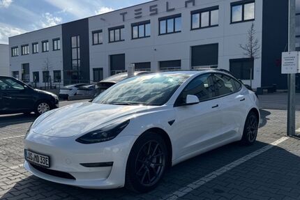 Tesla Model 3 53.291 km 28.500 &euro; Erkner 15537