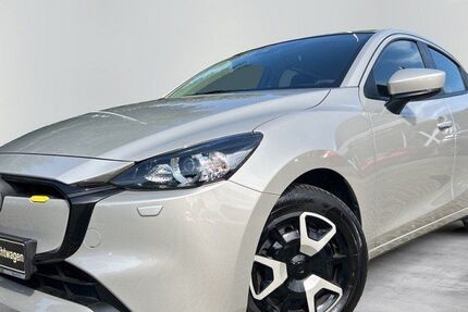 Mazda 2 10.702 km 16.990 &euro; Berlin 12247