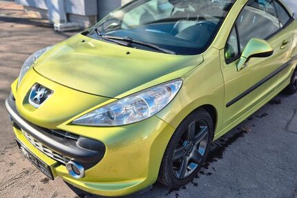 Peugeot 207 100.000 km 5.490 &euro; Berlin 13435