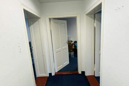 Gewerbeeinheit mit verschiedenen Nutzungsmöglichkeiten! *Kurzfristig Bezugsfrei* 3 zimmer