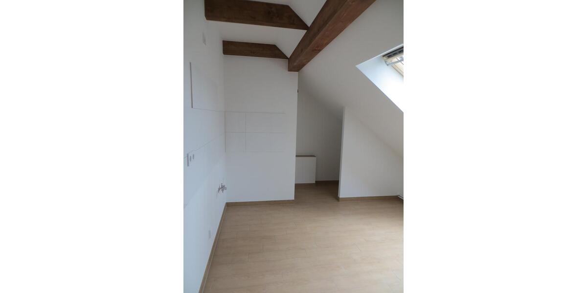 Dachgeschoßwohnung Bernau bei Berlin - 2 Zimmer, 65 m&sup2;, 720&euro; | Angebot:25640265