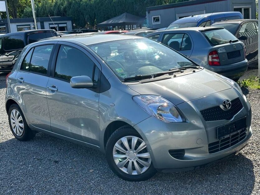 Yaris