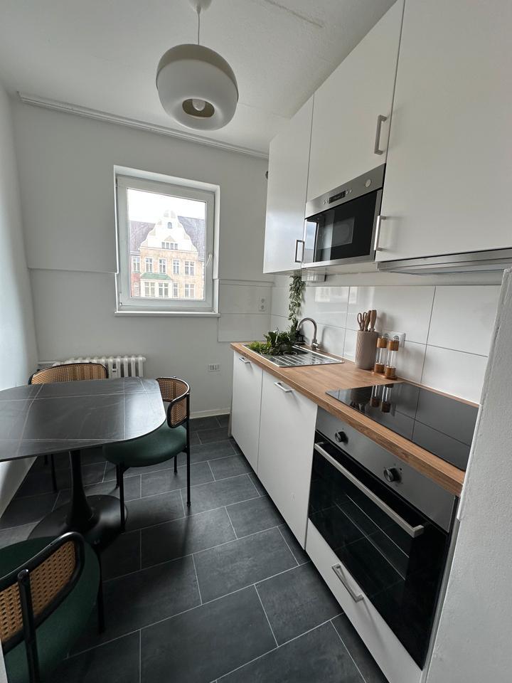 Arrive, unpack, feel at home – shared room in a central location