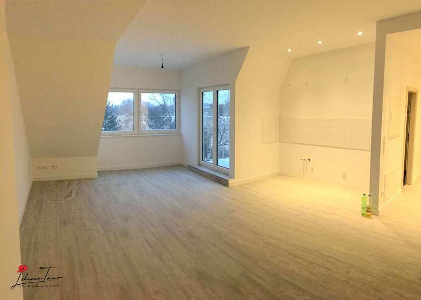 Stilvoller Dachgeschoss-Traum mit zwei Dachterrassen – bezugsfreie 2-Zimmer-Wohnung in Berlin-Grünau 2 zimmer