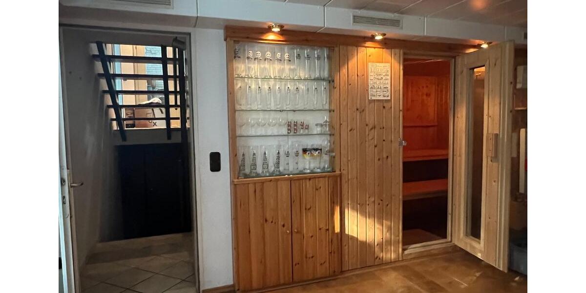 Grüne Oase mitten in der Stadt in ruhiger Seitenstraße 7 zimmer