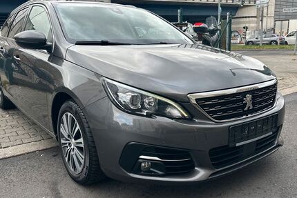 Peugeot 308 150.000 km 9.400 &euro; Berlin 12359