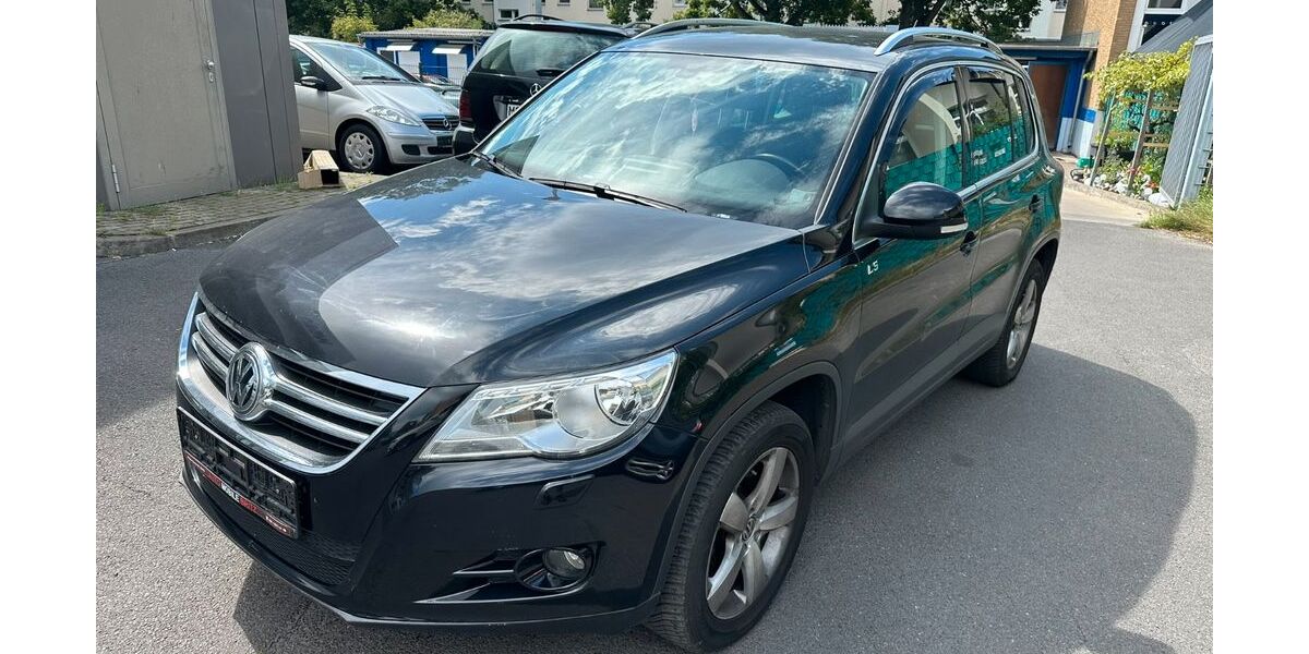 VW Tiguan 265.200 km 4.900 &euro; Berlin 12347