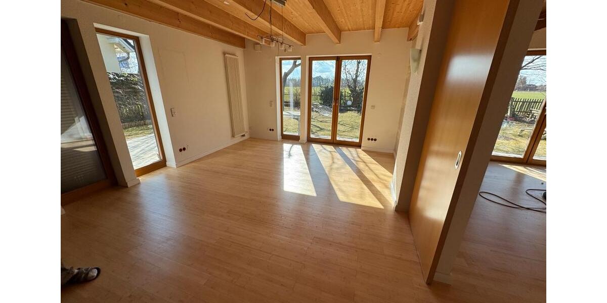 Einfamilienhaus Kleinmachnow - 9 Zimmer, 161 m&sup2;, 2.850&euro; | Angebot:26310666