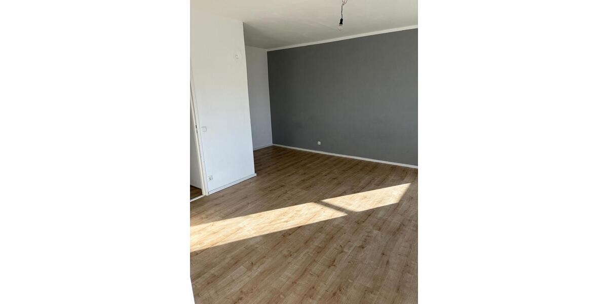 Dachgeschoßwohnung Falkensee - 1 Zimmer, 45 m&sup2;, 708&euro; | Angebot:25832304