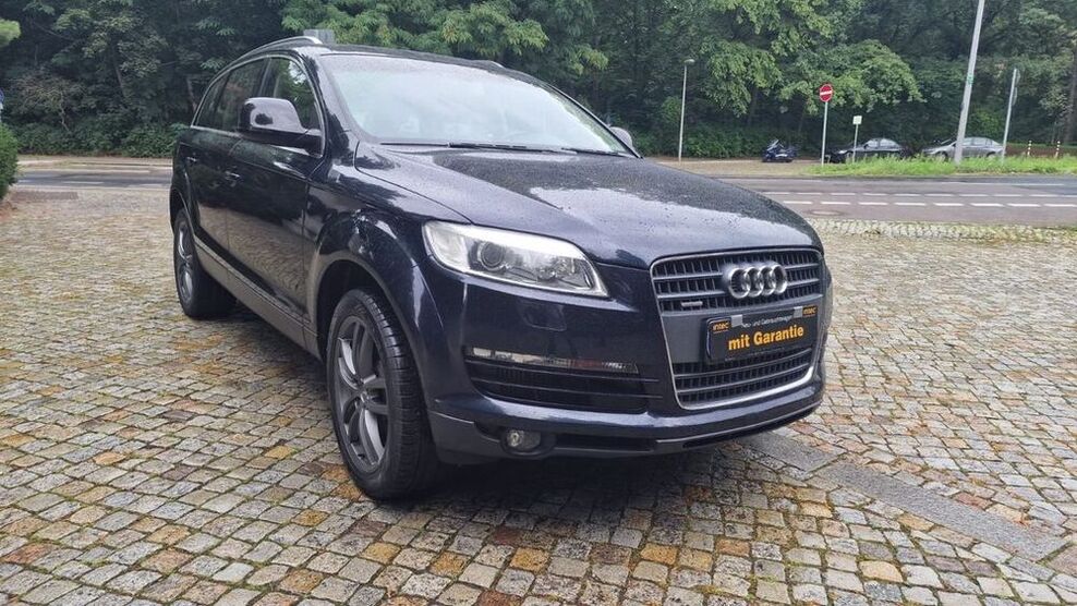 Q7