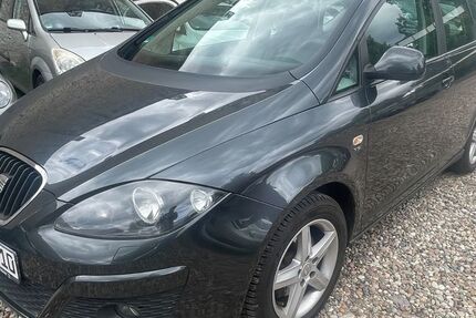 Seat Altea 168.000 km 2.650 &euro; Berlin 10777