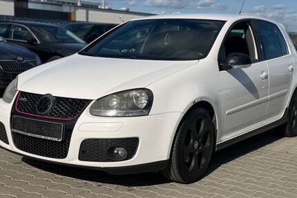 VW Golf 208.000 km 2.950 &euro; Mittenwalde 15749