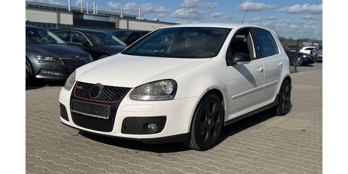 VW Golf 208.000 km 2.950 &euro; Mittenwalde 15749