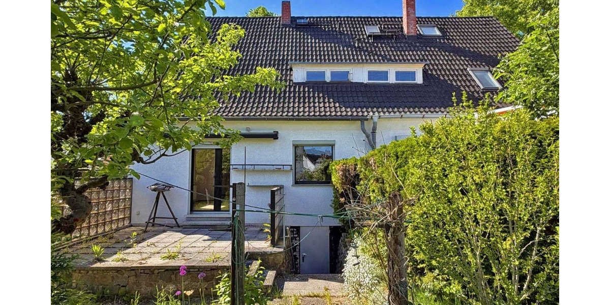 Lankwitz - Renovierungsbedürftige Doppelhaushälfte mit idyllischem Garten - Doppelhaushälfte Berlin Berlin - Steglitz-Zehlendorf - Lankwitz | Angebot:26649308