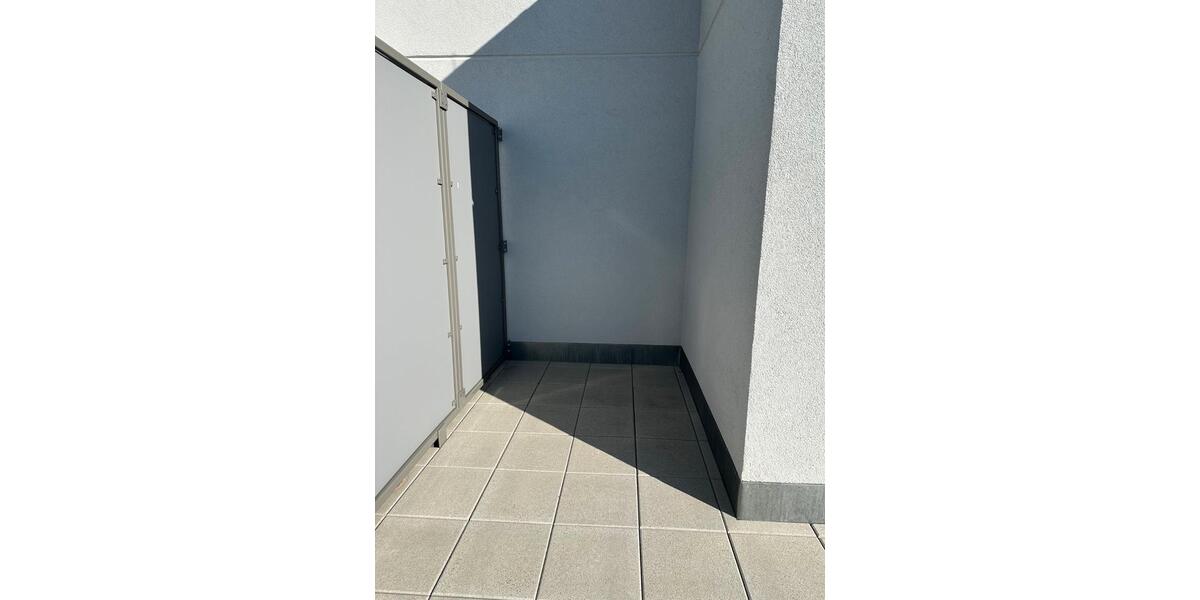 Dachgeschoßwohnung Berlin Lichtenberg - 2 Zimmer, 72 m&sup2;, 1.508&euro; | Angebot:26380440