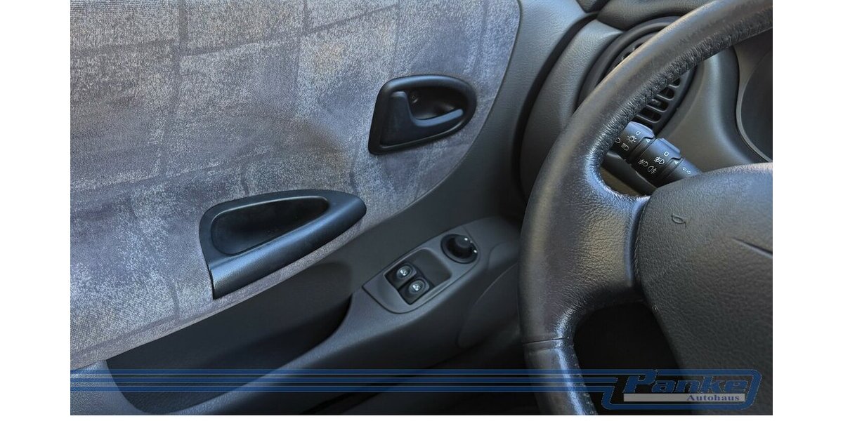 Renault Megane 1.4 16V RXE*09/27TÜV*Rost*Allwetter* 152.300 km 1.990 &euro; Berlin 13187