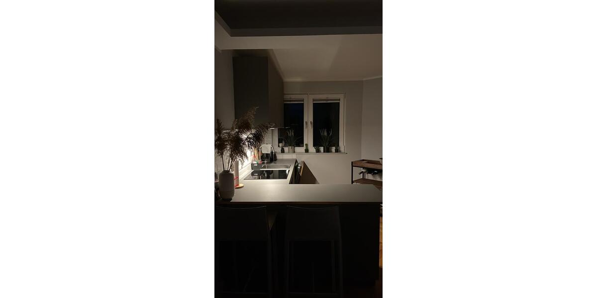 Dachgeschoßwohnung Berlin Charlottenburg-Wilmersdorf - 2 Zimmer, 74 m&sup2;, 2.200&euro; | Angebot:26104271