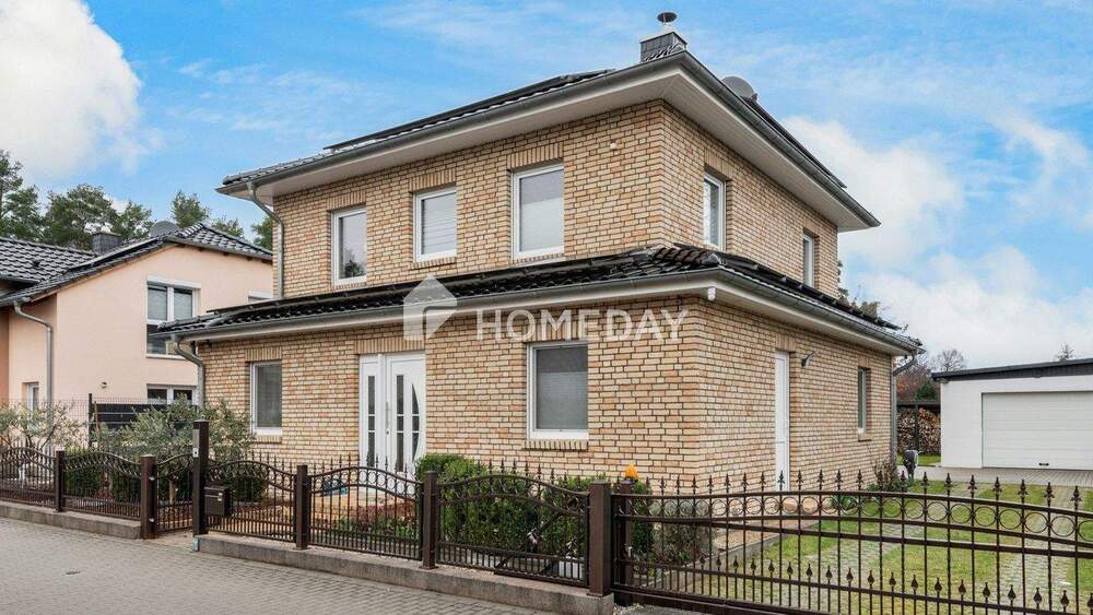 Einfamilienhaus Ludwigsfelde - 5 Zimmer, 127 m&sup2;, 739.000&euro; | Angebot:25820177