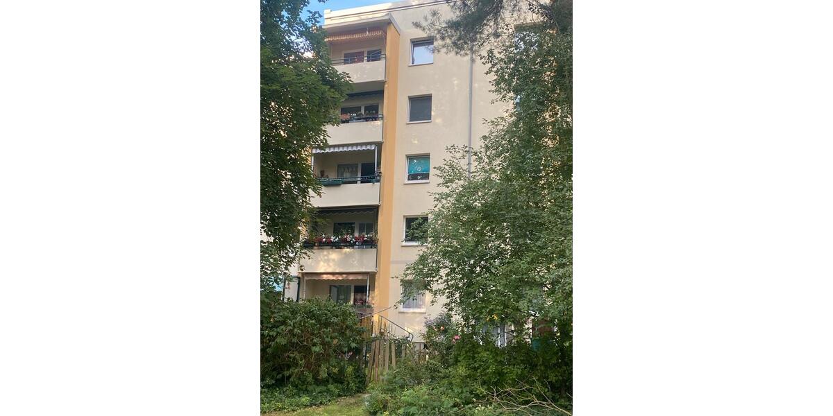 Etagenwohnung Potsdam Industriegelände - 4 Zimmer, 76 m&sup2;, 250.000&euro; | Angebot:27230826
