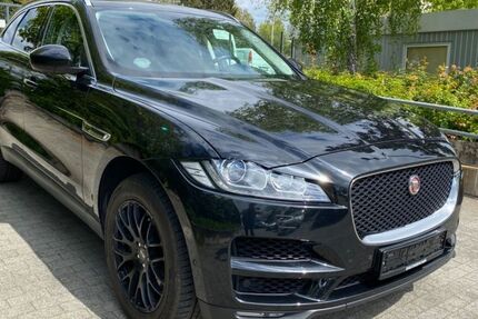 Jaguar F-Pace 180.247 km 15.490 € Berlin 13581