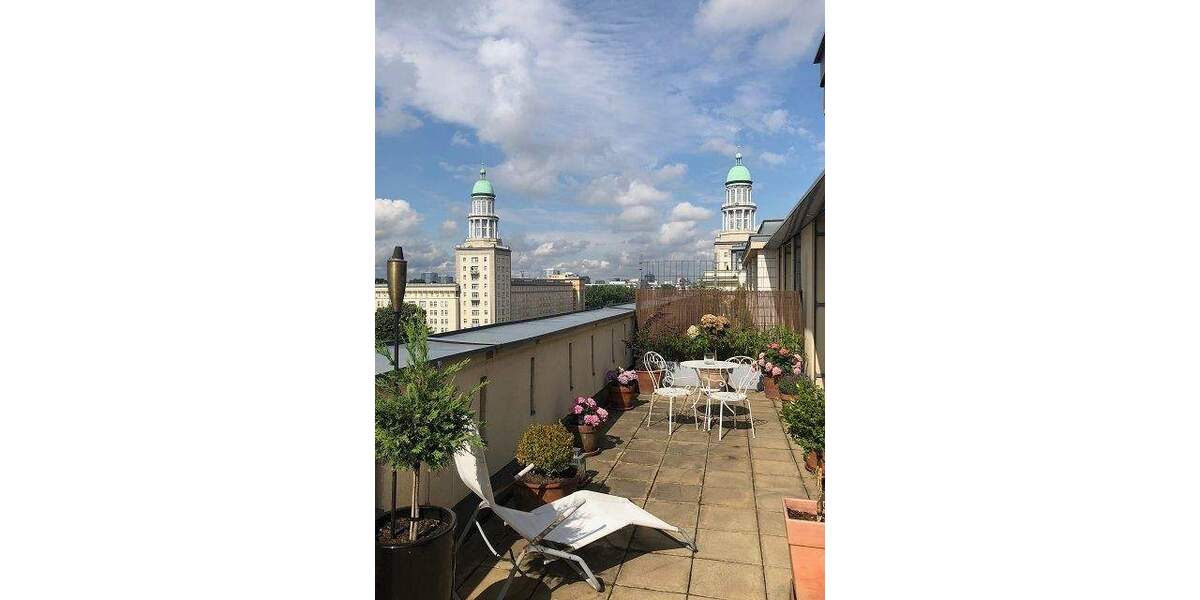 Befristet auf 2 Jahre: Über den Dächern des Prachtboulevards - Möblierte Terrassenwohnung am Frankfurter Tor 2 zimmer