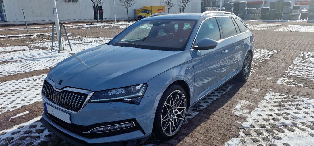 Skoda Superb 278.000 km 22.100 &euro; Falkensee 14612