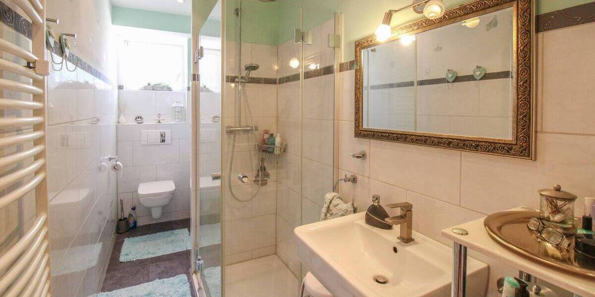 Etagenwohnung Berlin Siemensstadt - 4 Zimmer, 95 m&sup2;, 399.000&euro; | Angebot:25985982