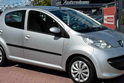 Peugeot 107 83.222 km 2.990 &euro; BERLIN 13127