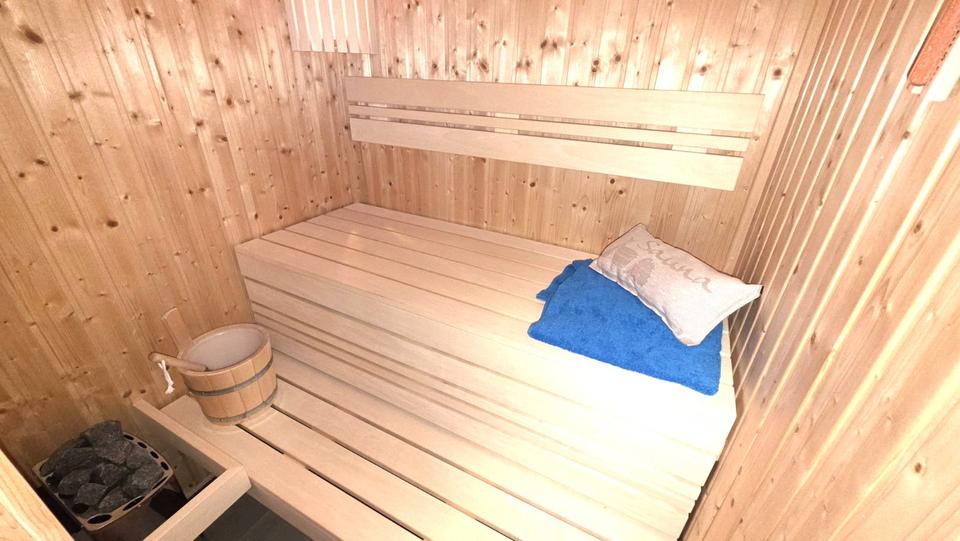 Dachgeschoßwohnung Berlin Reinickendorf - 3 Zimmer, 93 m&sup2;, 2.418&euro; | Angebot:25805999