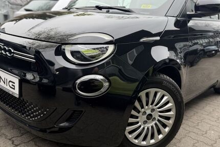Fiat 500e 14.727 km 24.995 &euro; Berlin 13127