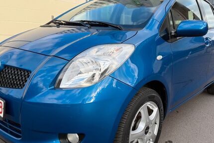 Toyota Yaris 131.057 km 3.990 € Berlin 13055