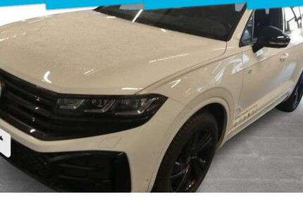 VW Touareg 22.971 km 68.931 &euro; Berlin 10587