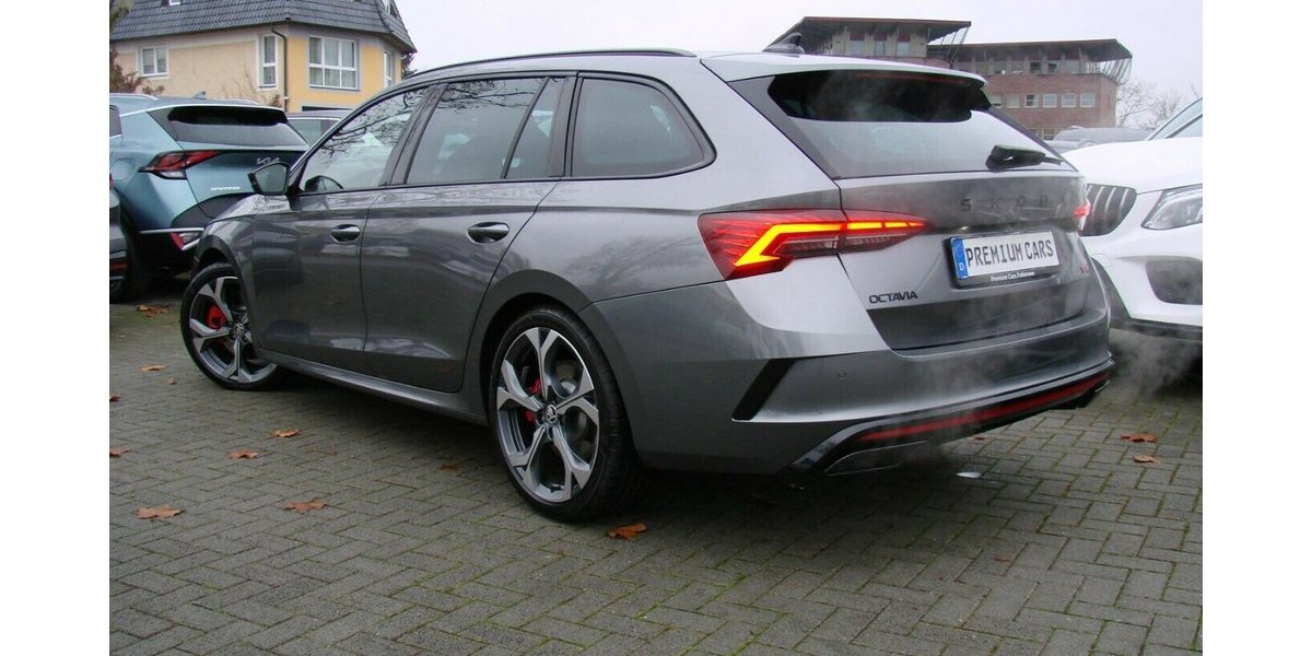 Skoda Octavia RS 2.0TSi AHK ACC LED Kamera 4.466 km 38.980 &euro; Falkensee 14612