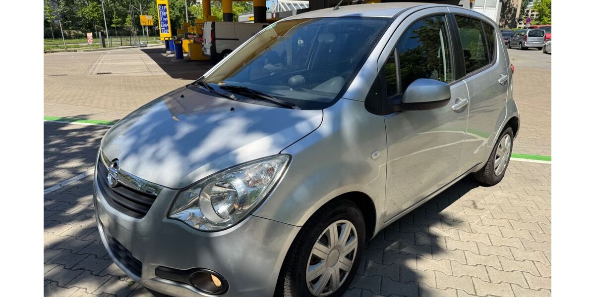 Opel Agila 116.000 km 3.299 &euro; Berlin 13055