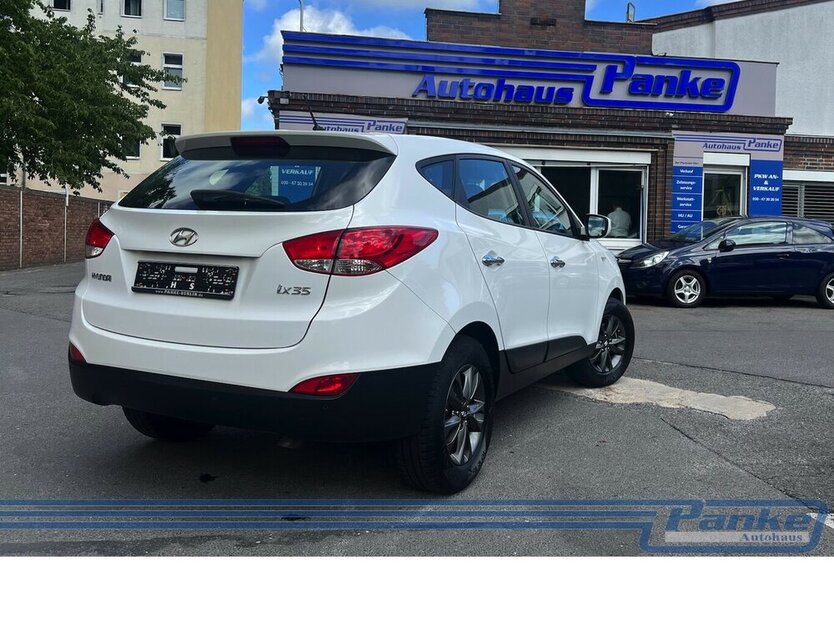 Hyundai ix35 Comfort 2WD*Phone*SHZ*Tempo*Tempo*2-Hand* 162.954 km 9.480 € Berlin 13187