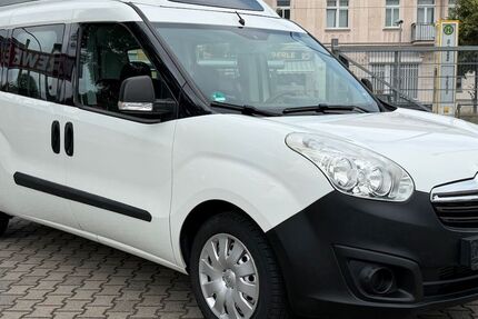 Opel Combo 113.000 km 14.888 &euro; Berlin 13127