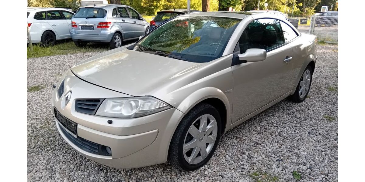 Renault Megane 150.000 km 3.699 &euro; Fredersdorf-Vogelsdorf bei Berlin 15370