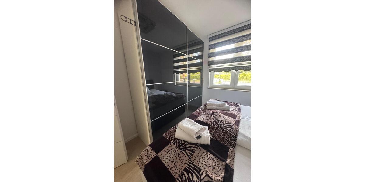 Erdgeschoßwohnung Berlin Neukölln - 2 Zimmer, 60 m&sup2;, 1.490&euro; | Angebot:25107602