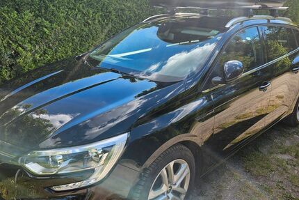 Renault Megane 95.000 km 8.900 € Berlin 13627