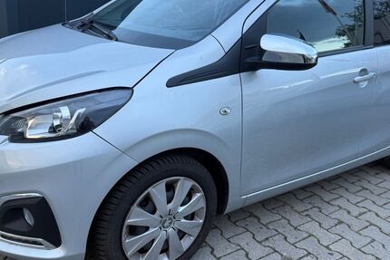 Peugeot 108 49.000 km 9.300 € Berlin 13581
