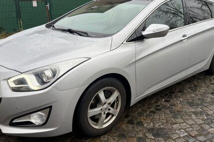 Hyundai i40 157.000 km 7.790 &euro; Berlin 13507