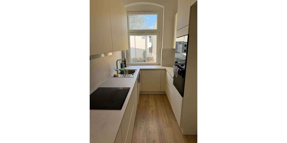 Etagenwohnung Berlin Lichterfelde - 2 Zimmer, 84 m&sup2;, 1.264&euro; | Angebot:27112707