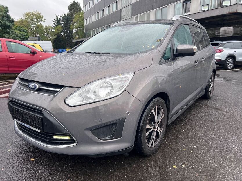 Ford C-Max 127.549 km 4.450 € Berlin 12249