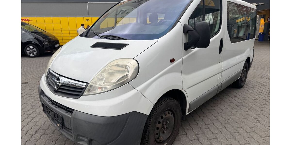 Opel Vivaro 130.000 km 10.499 &euro; Berlin 13055